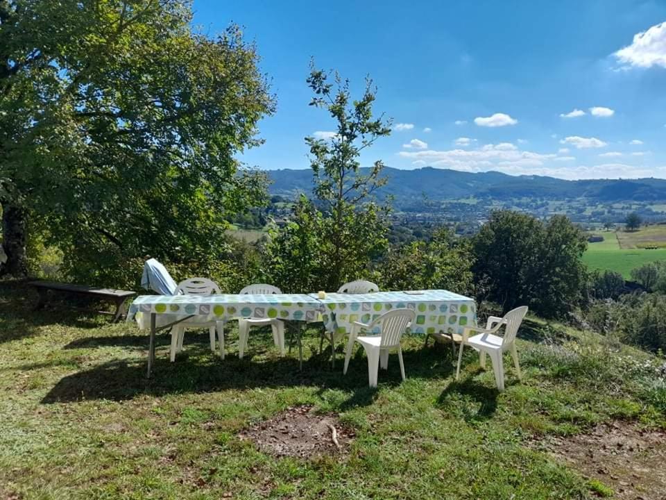 Les Coteaux De Planeze, Chambre Pour 2, 3 Ou Famille Nombreuse 2 Adultes 5 Enfants Et Jeunes Belmont-Bretenoux Екстериор снимка